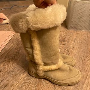 Light Brown Fuzzy UGG Boots